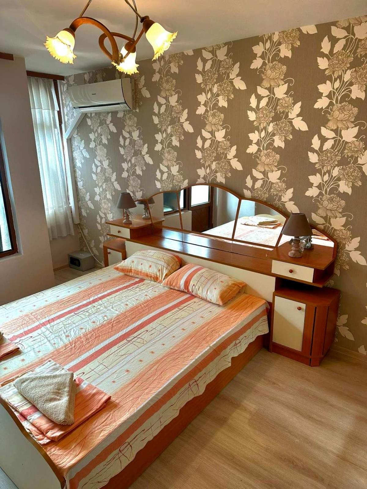 Lux Apartment Sisi Burgas Ngoại thất bức ảnh